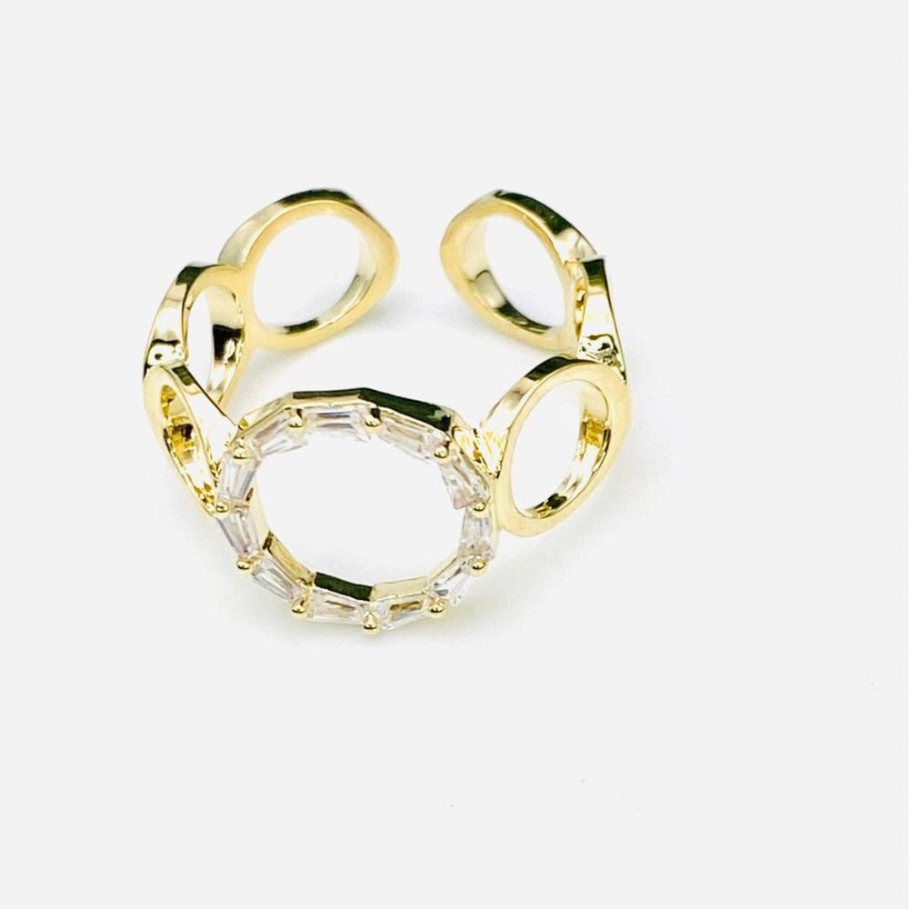 Gold open link ring